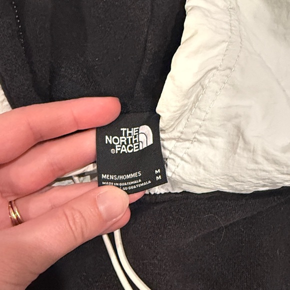 Men’s vintage The North Face hoodie - Picture 3 of 5